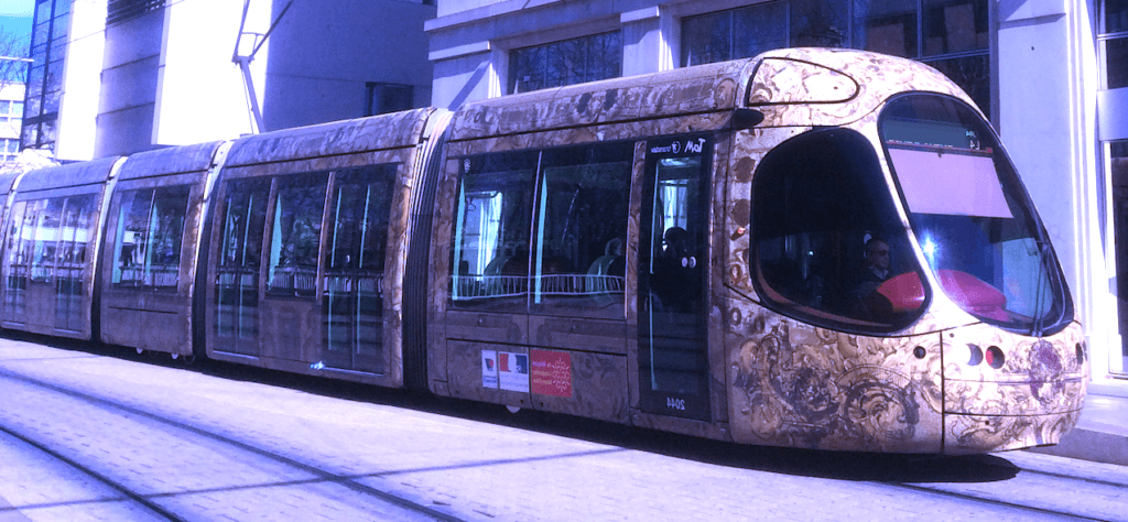 tram coloré